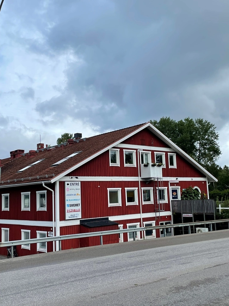 Båken 1
