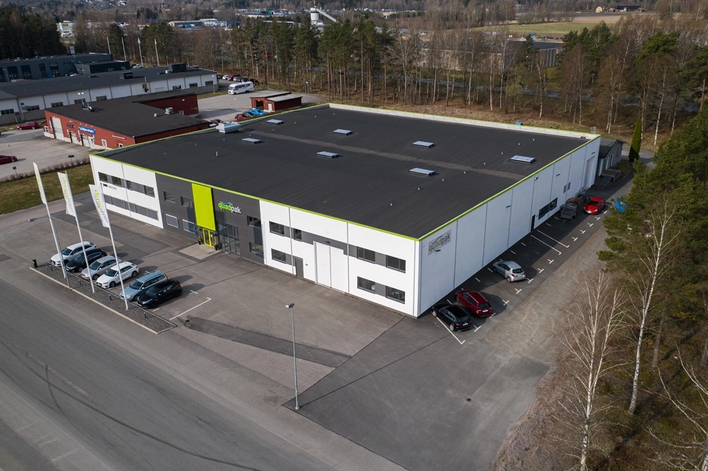 Sandskäddan 4 - Drönare framsida tagen från höger