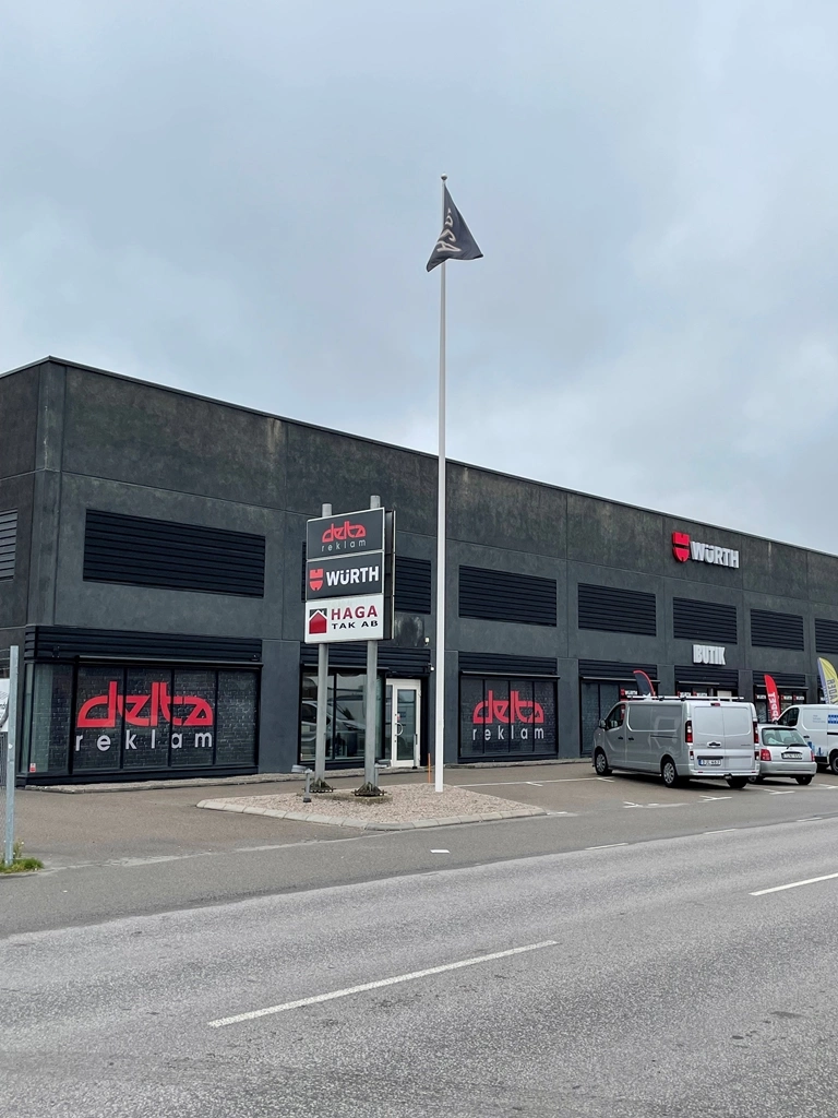 Snickaren 12 hus  vakant lokal ca 500 kvm