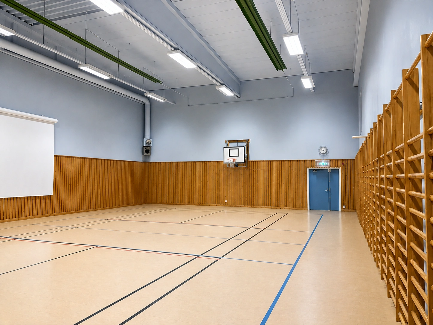 Gymnastikhall redigerad