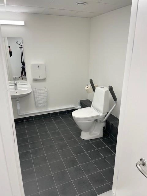 02(1)