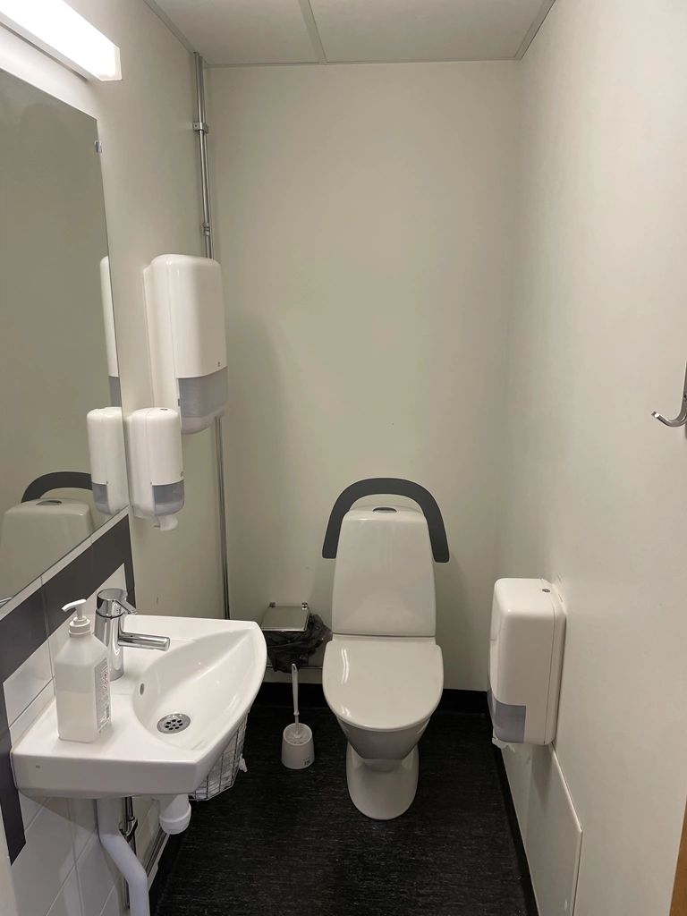 WC2