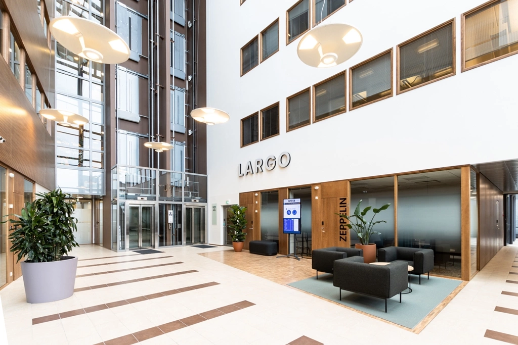 15.5.27 Gate8_Largo_aula_wNETTI